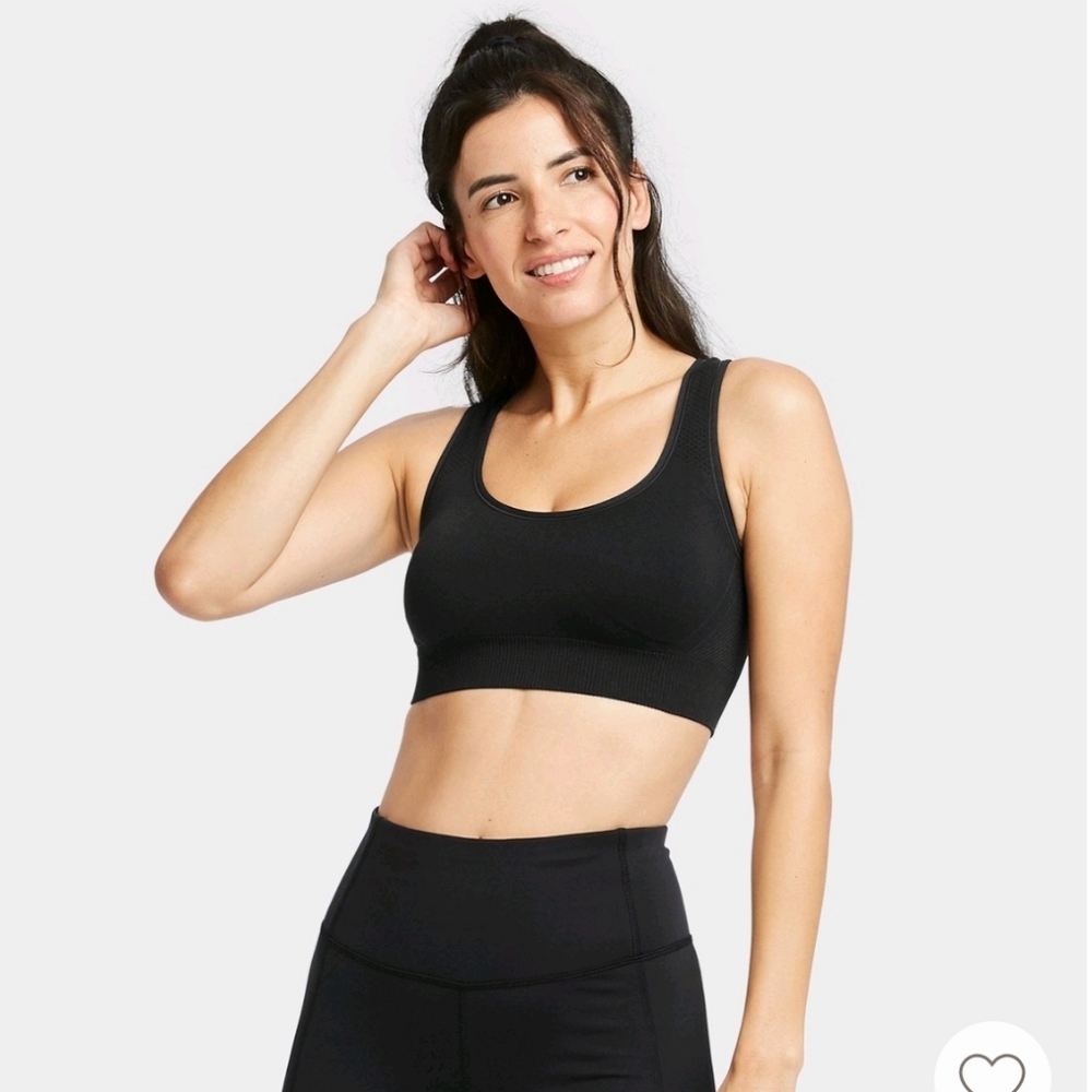 ✨️CLEARANCE✨️ Medium support All In Motion plus size XXL sports bra
